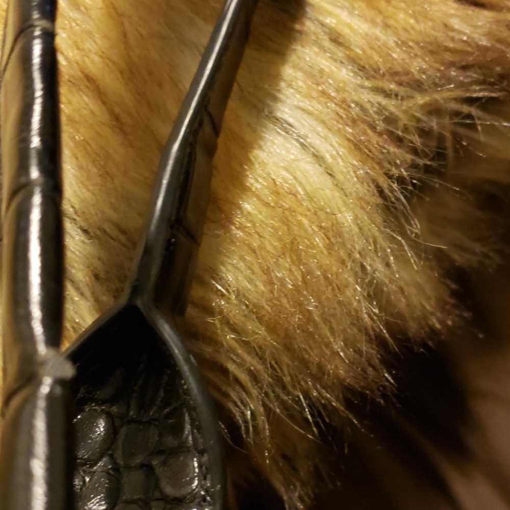 Handbag - Picture 4 of 4